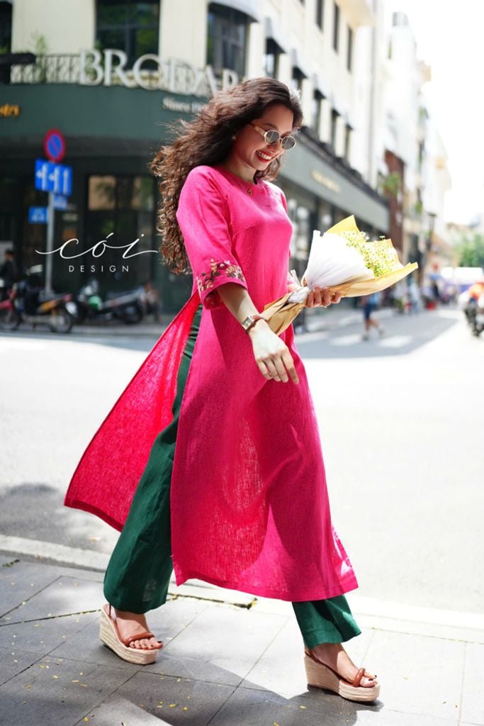 Set áo dài thêu tay Song Hoa Linen kèm quần suông Cói Design