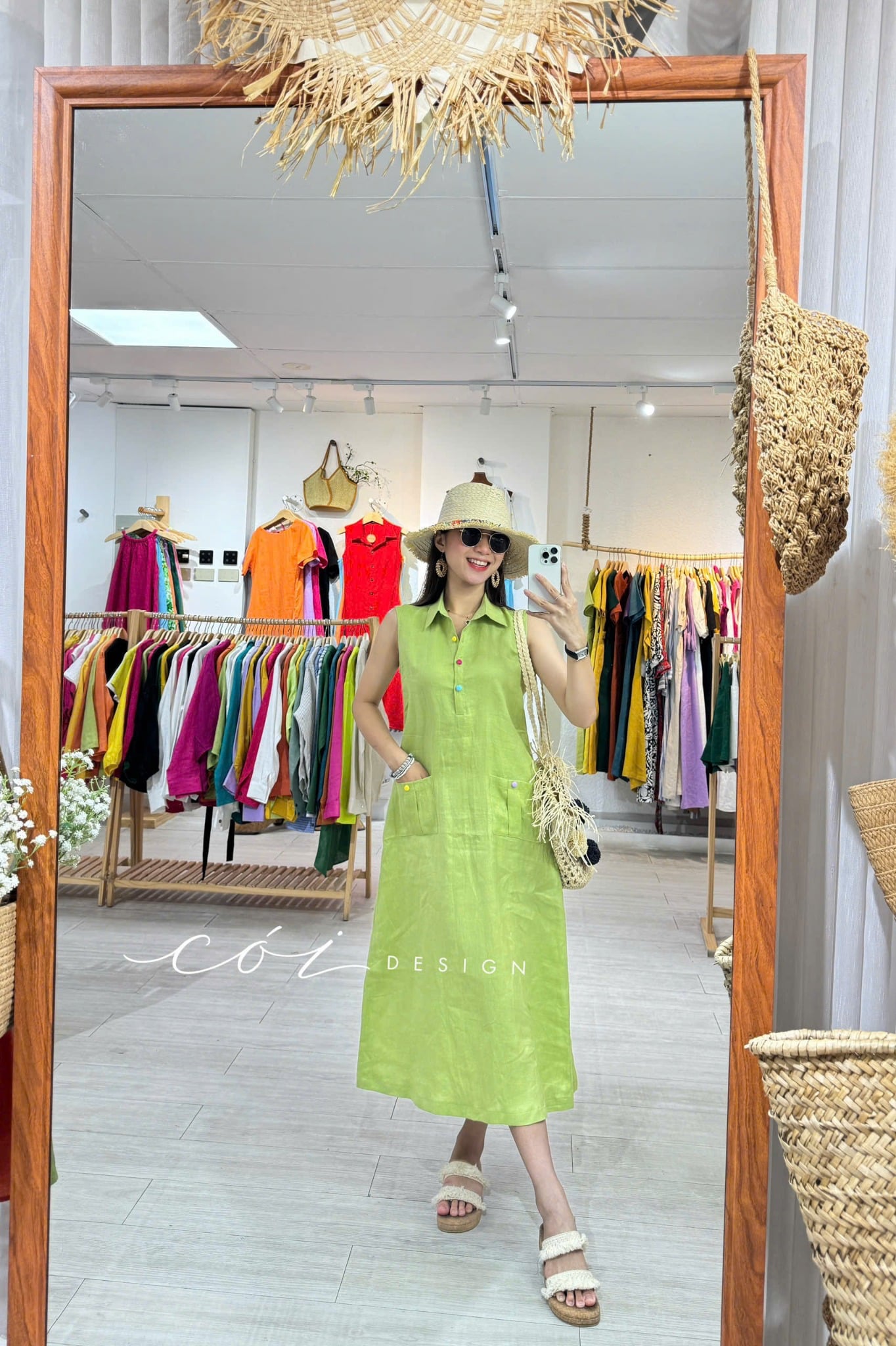 Đầm sát nách nút bọc màu 2 túi linen tưng premium Cói Design