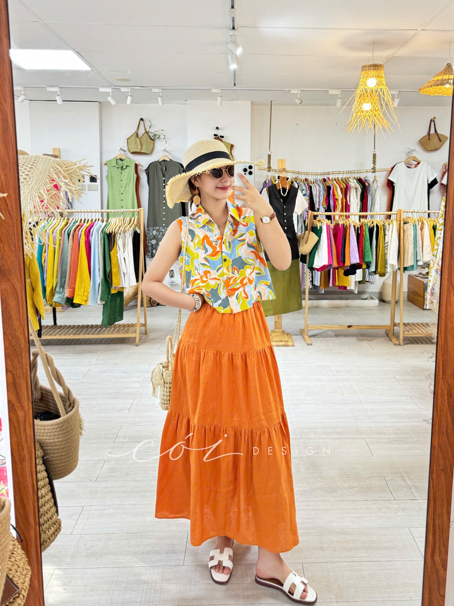 Áo sát nách croptop cổ sơ mi Linen Cói Design