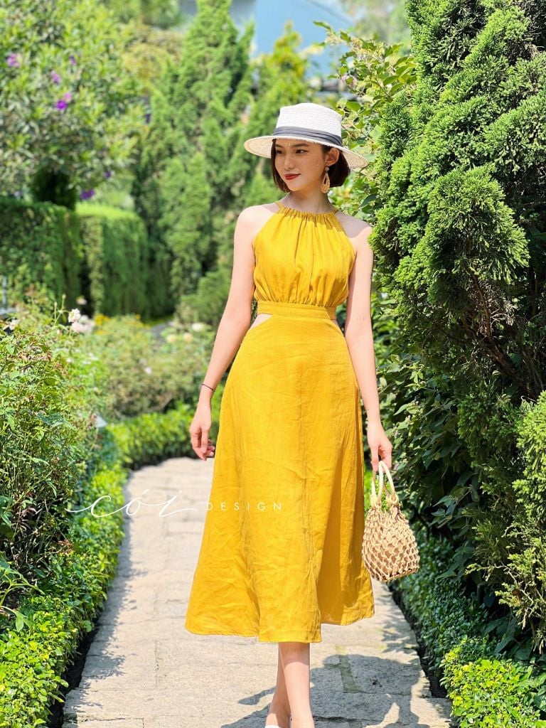 Đầm yếm khoét eo Linen tưng premium Cói Design