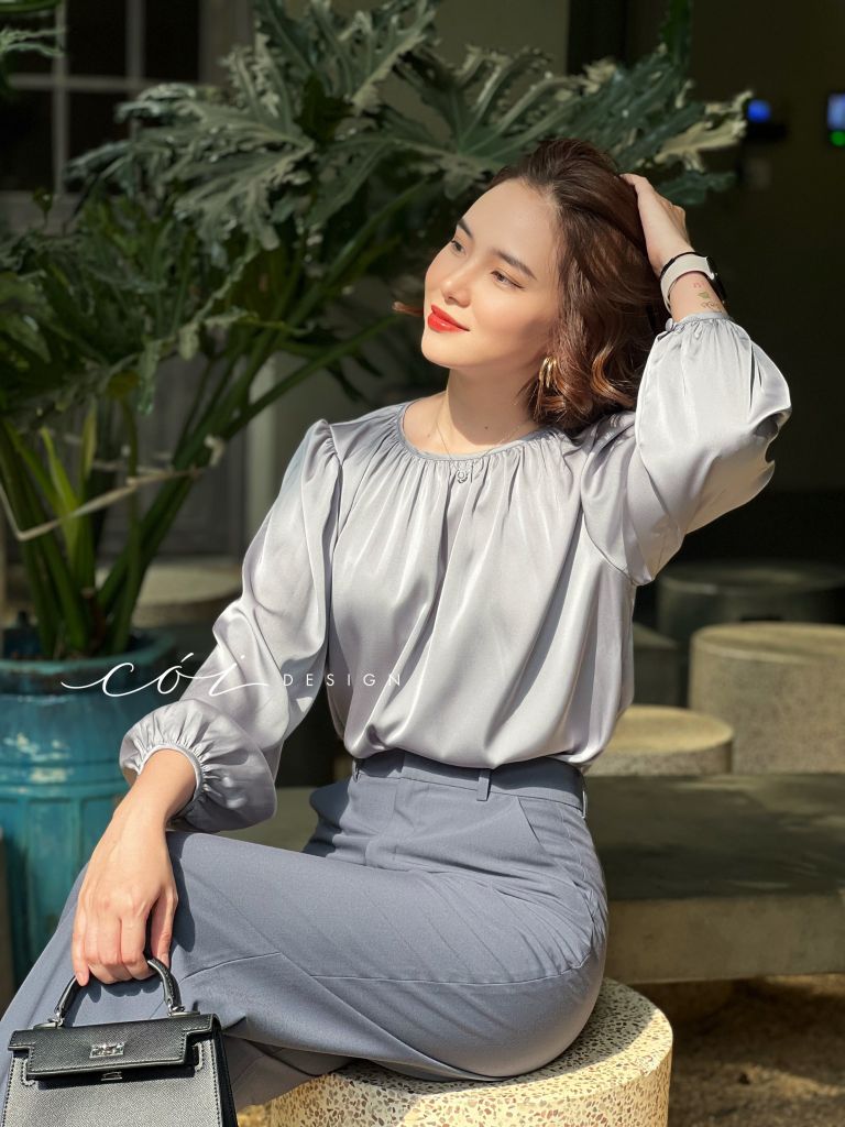 Áo lụa cổ nhún tay phồng Cói Design