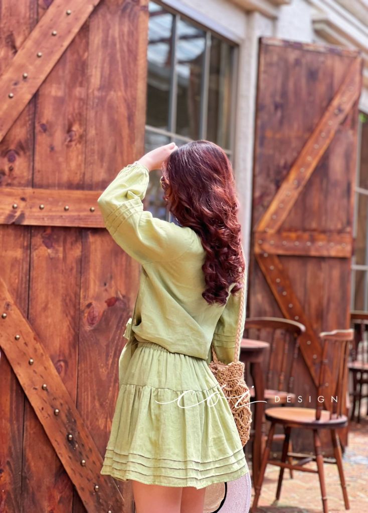 Chân váy linen xòe ngắn Cói Design