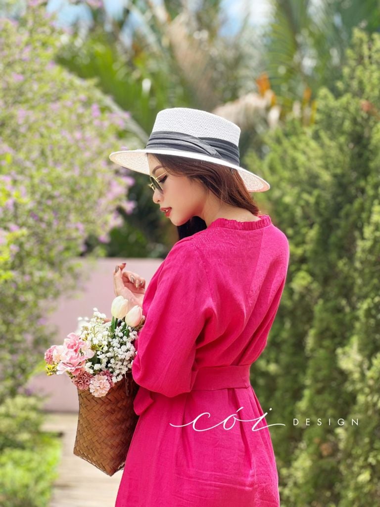 Đầm nút bọc cổ V Linen Cói Design