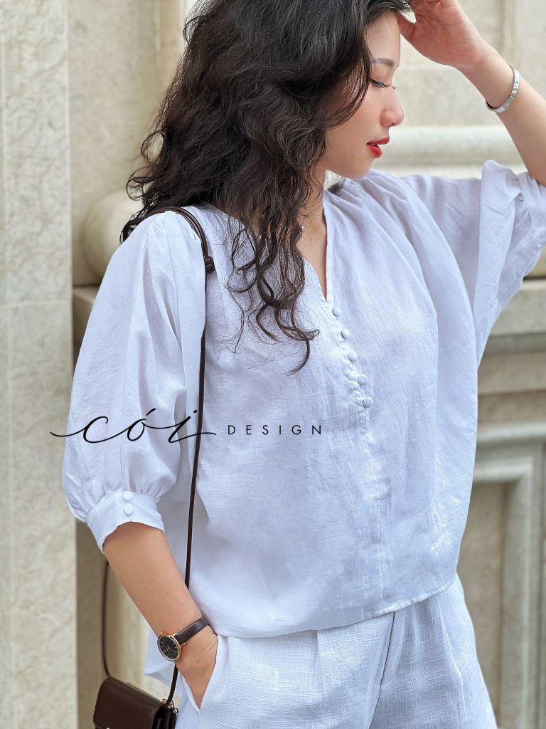 Áo nút bọc cổ V Linen tưng premium Cói Design