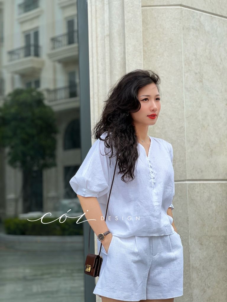 Áo nút bọc cổ V Linen tưng premium Cói Design