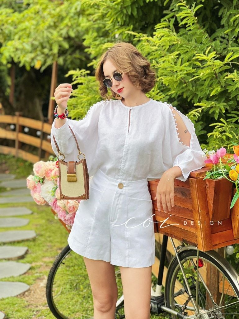 Áo nút bọc xẻ vai linen tưng premium Cói Design