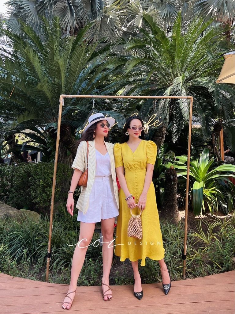 Đầm linen cổ tim nút bọc Cói Design