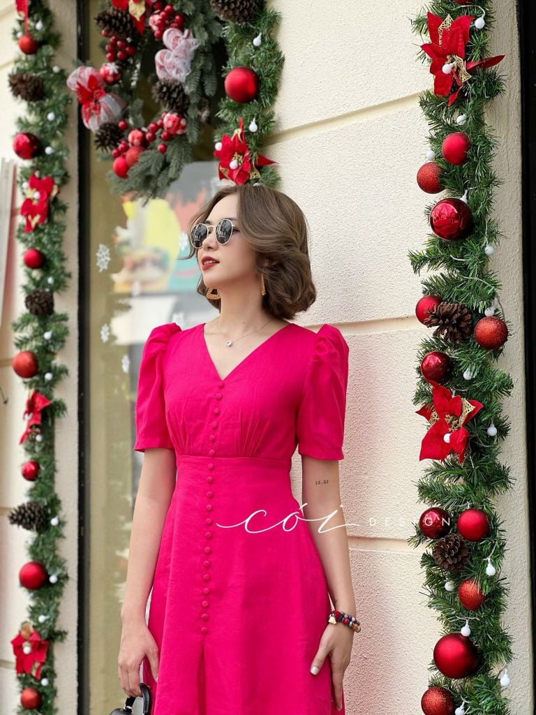 Đầm linen cổ tim nút bọc Cói Design