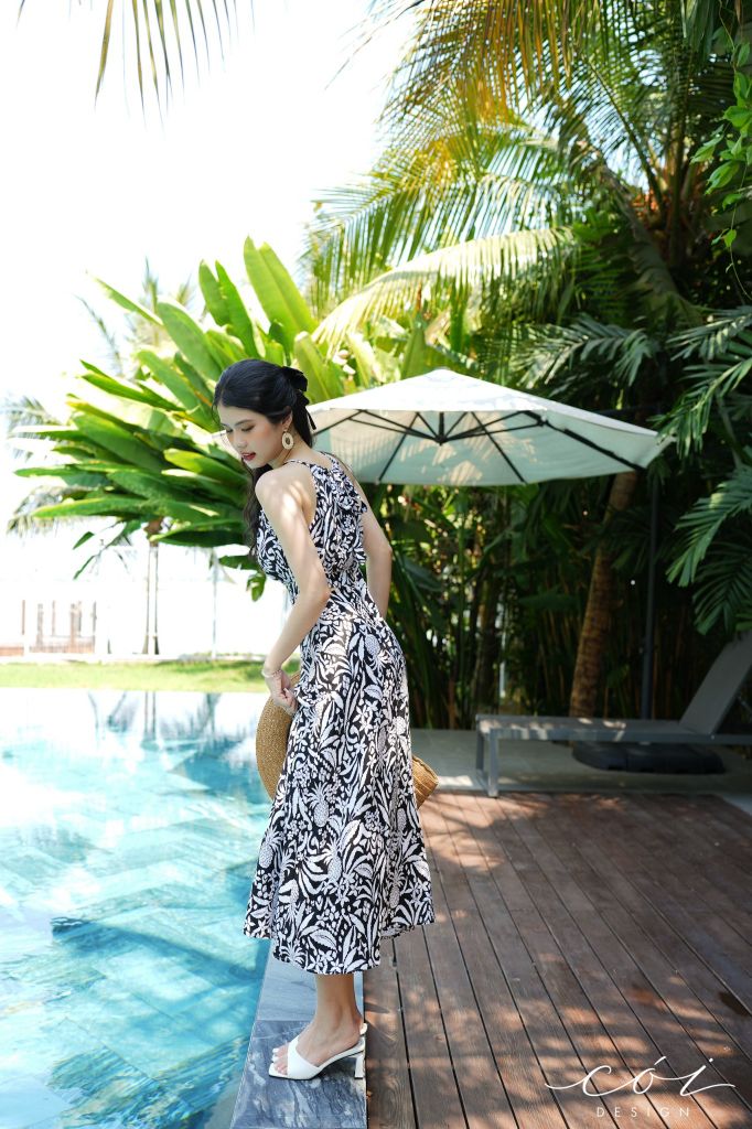Đầm yếm khoét eo Linen tưng premium Cói Design