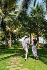 Đầm yếm khoét eo Linen tưng premium Cói Design