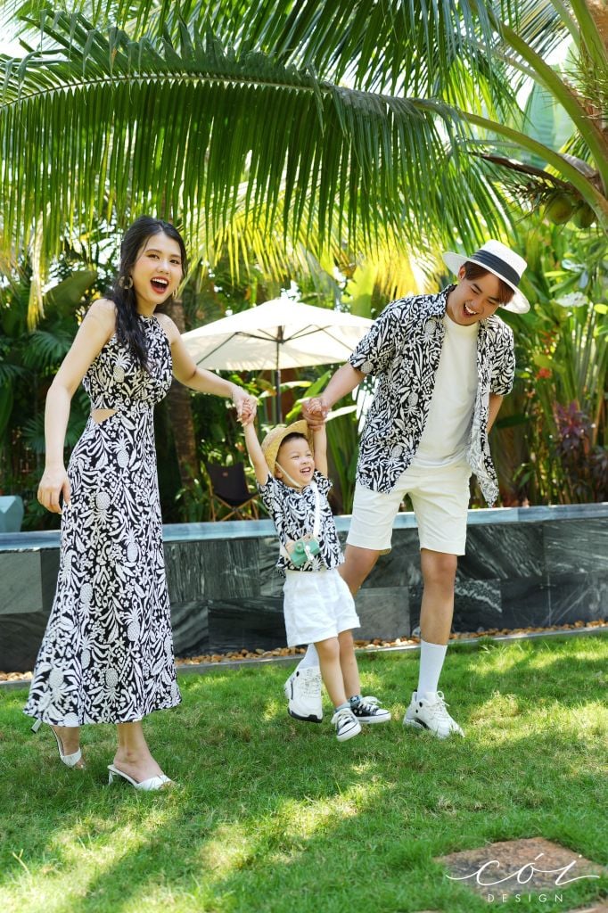 Đầm yếm khoét eo Linen tưng premium Cói Design