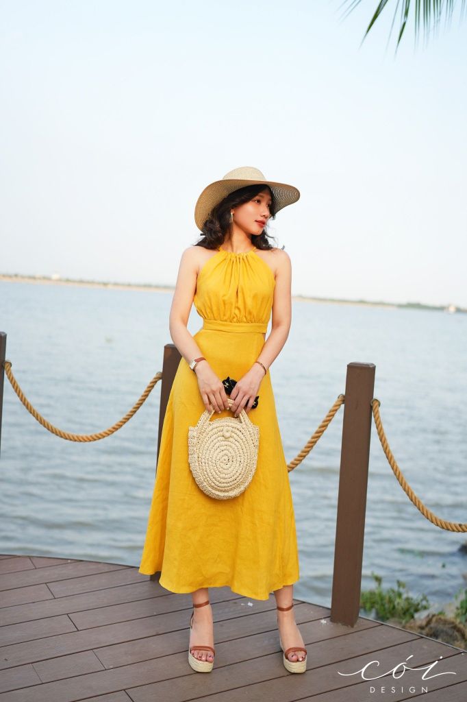 Đầm yếm khoét eo Linen tưng premium Cói Design