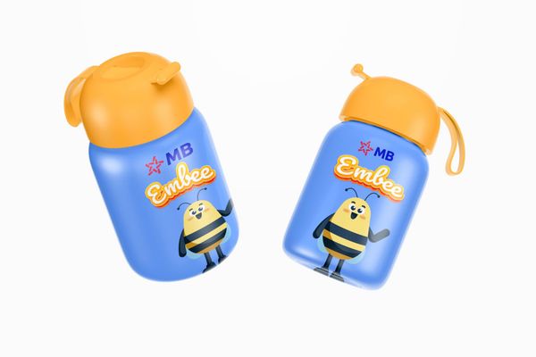  Bình nước dễ thương cho bé 