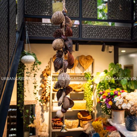 Gỗ Thông Treo Mixed Pods Bunch With Brass Bell (1M)