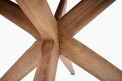  Bàn Ăn Tròn Gỗ Tràm Montana 