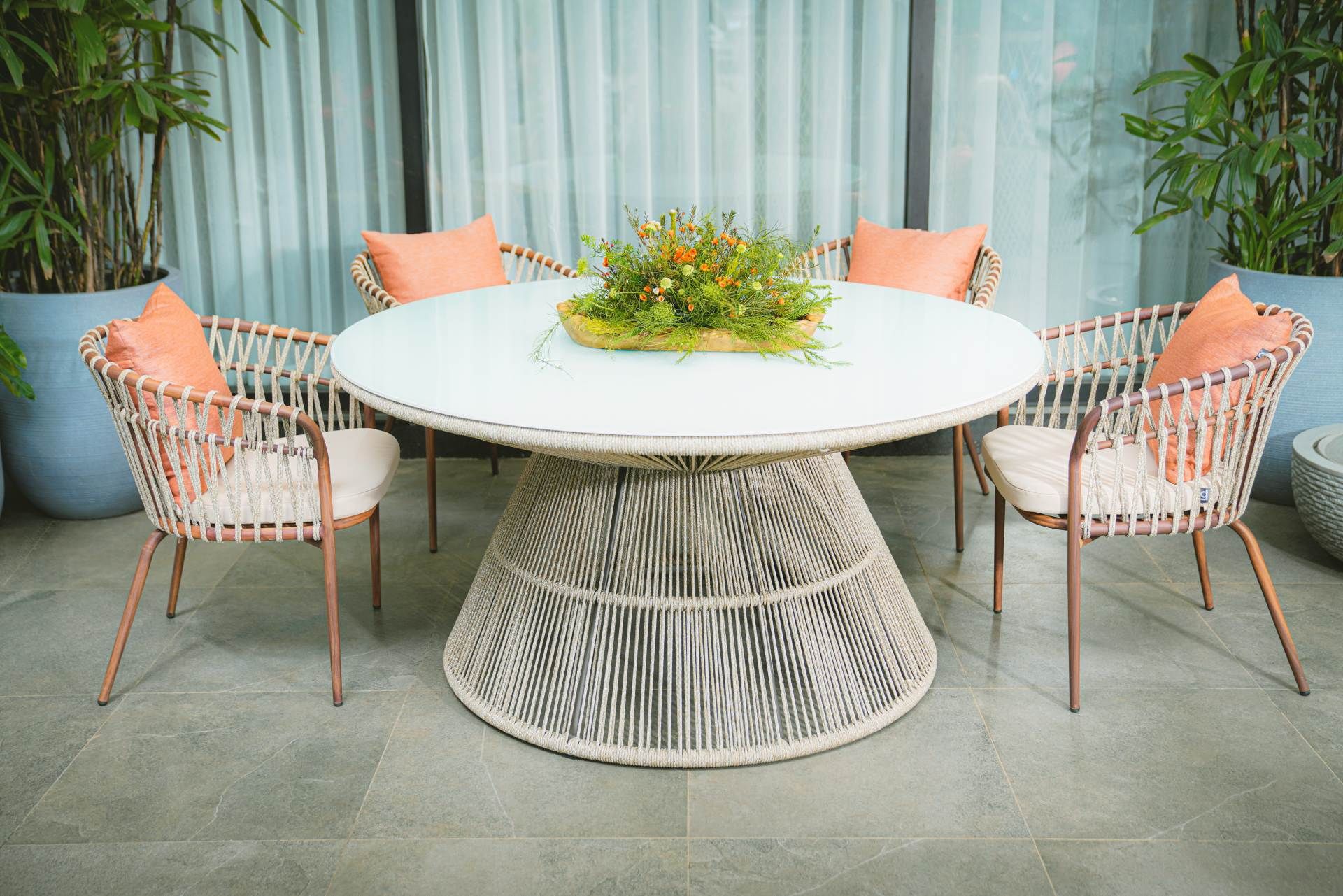  Bàn Ăn Tròn Dây Thừng Finley 