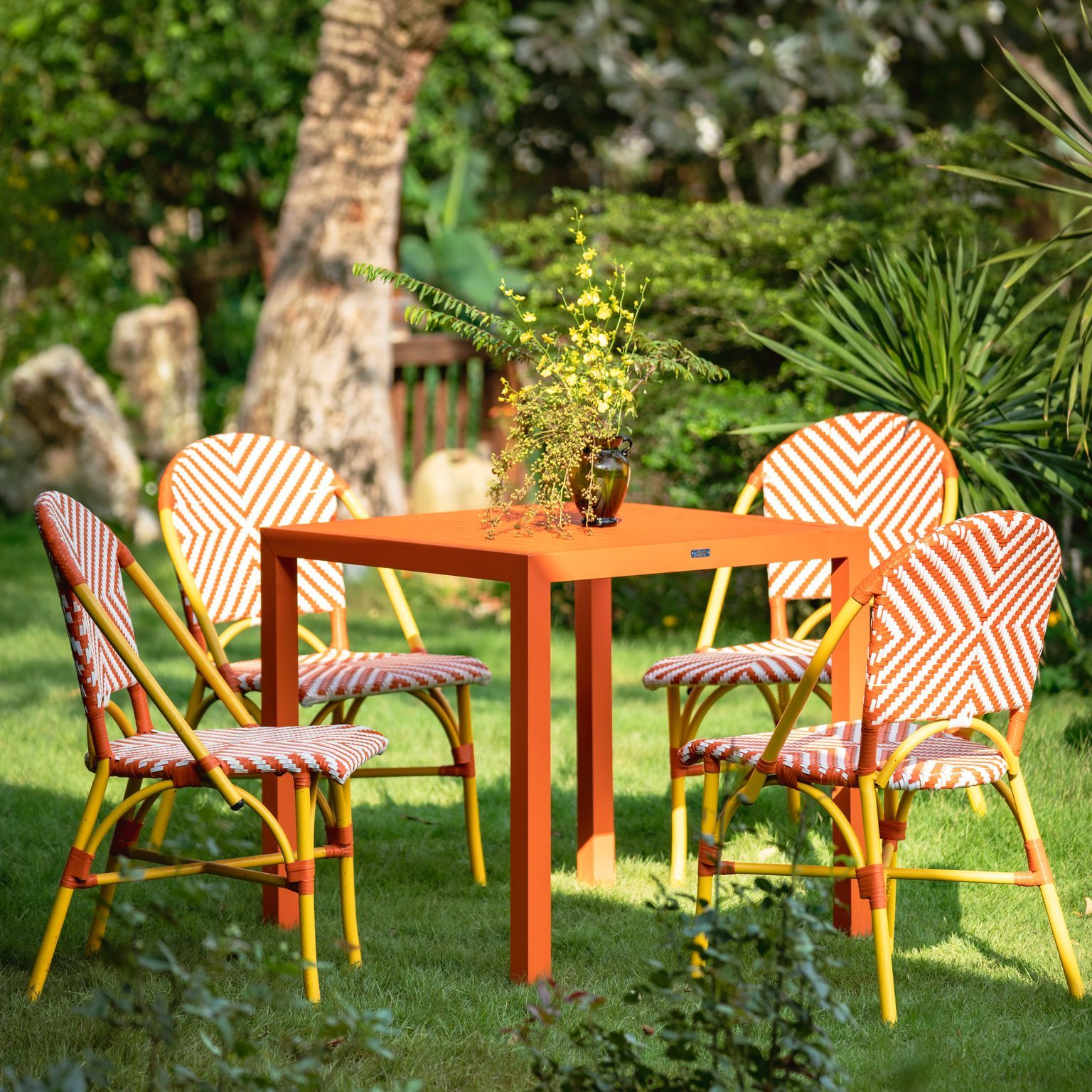  Ghế Ăn Mây Nhựa Bonsai 