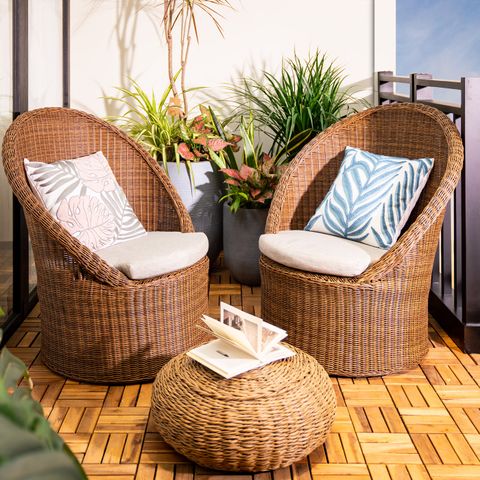 Đôn Mây Nhựa Donut