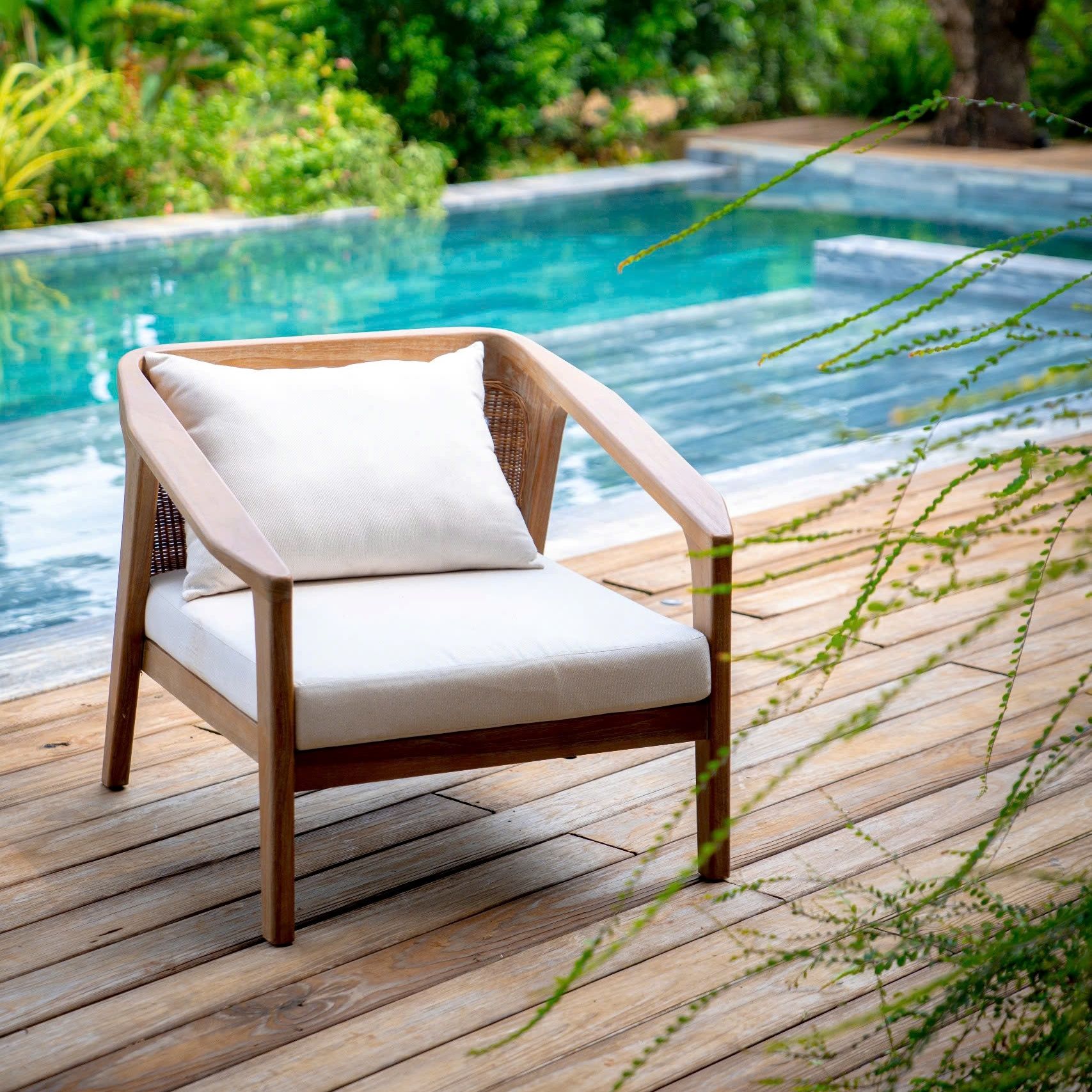  Ghế Thư Giãn Gỗ Mây Nhựa Fanton 