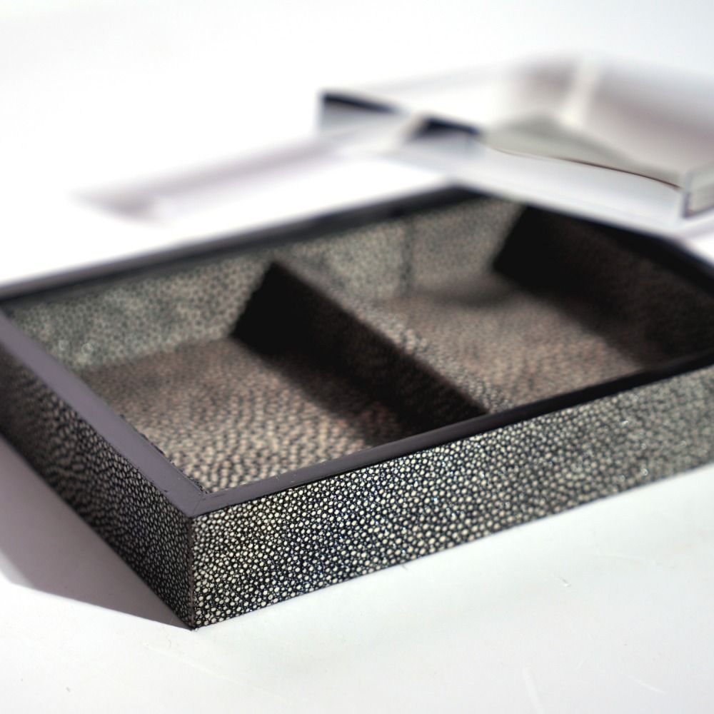  Hộp Đựng Thẻ Nắp Gương 