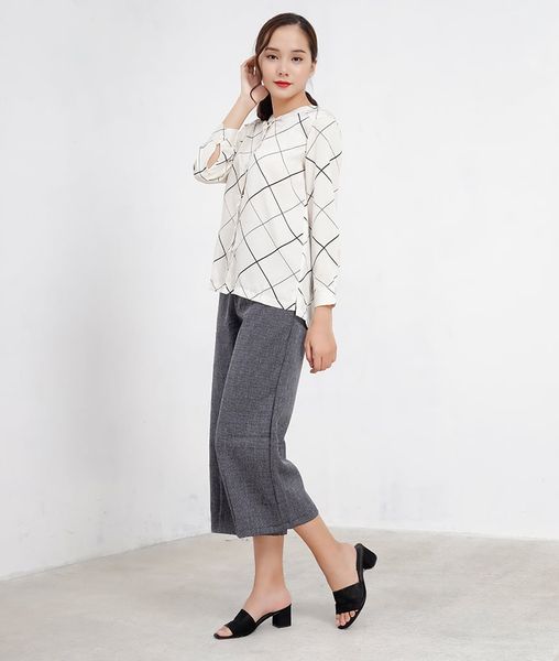 Áo sơ mi nữ  Mona Shirt cổ tròn