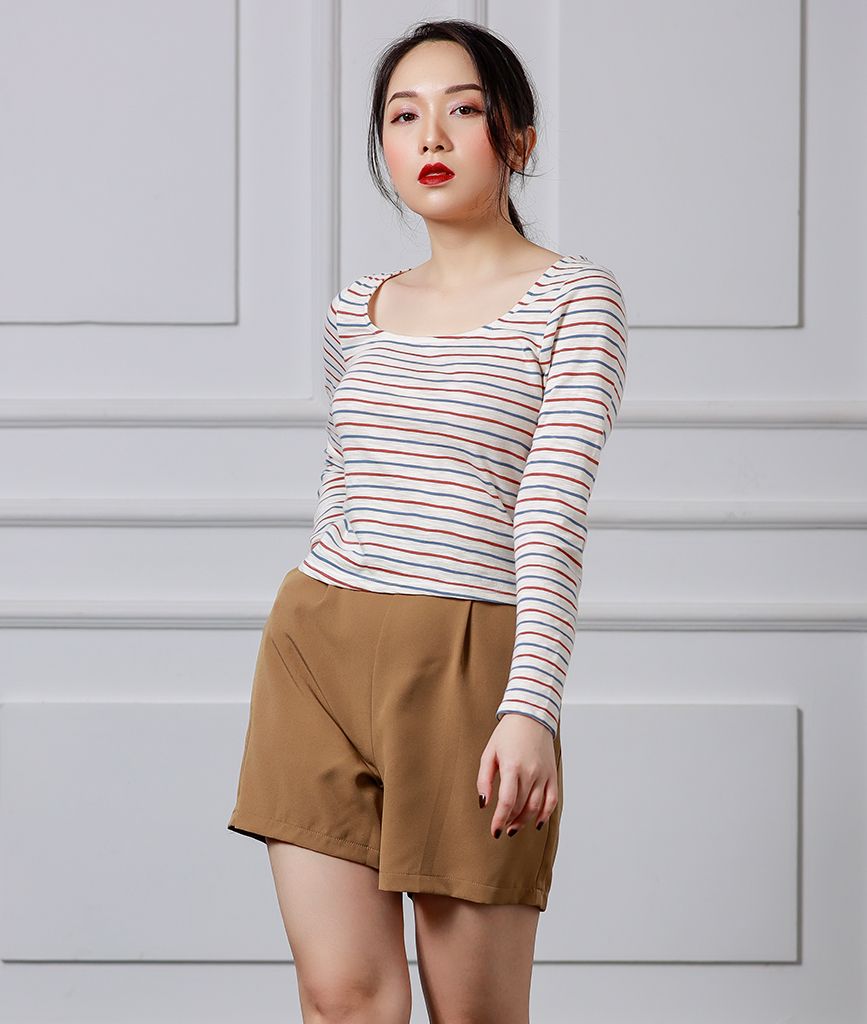  Áo Thun Cổ Vuông Tay Dài 
