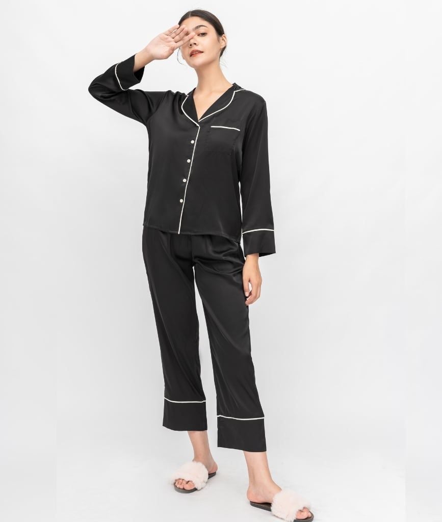  PJ Lụa Tay Dài Đen 