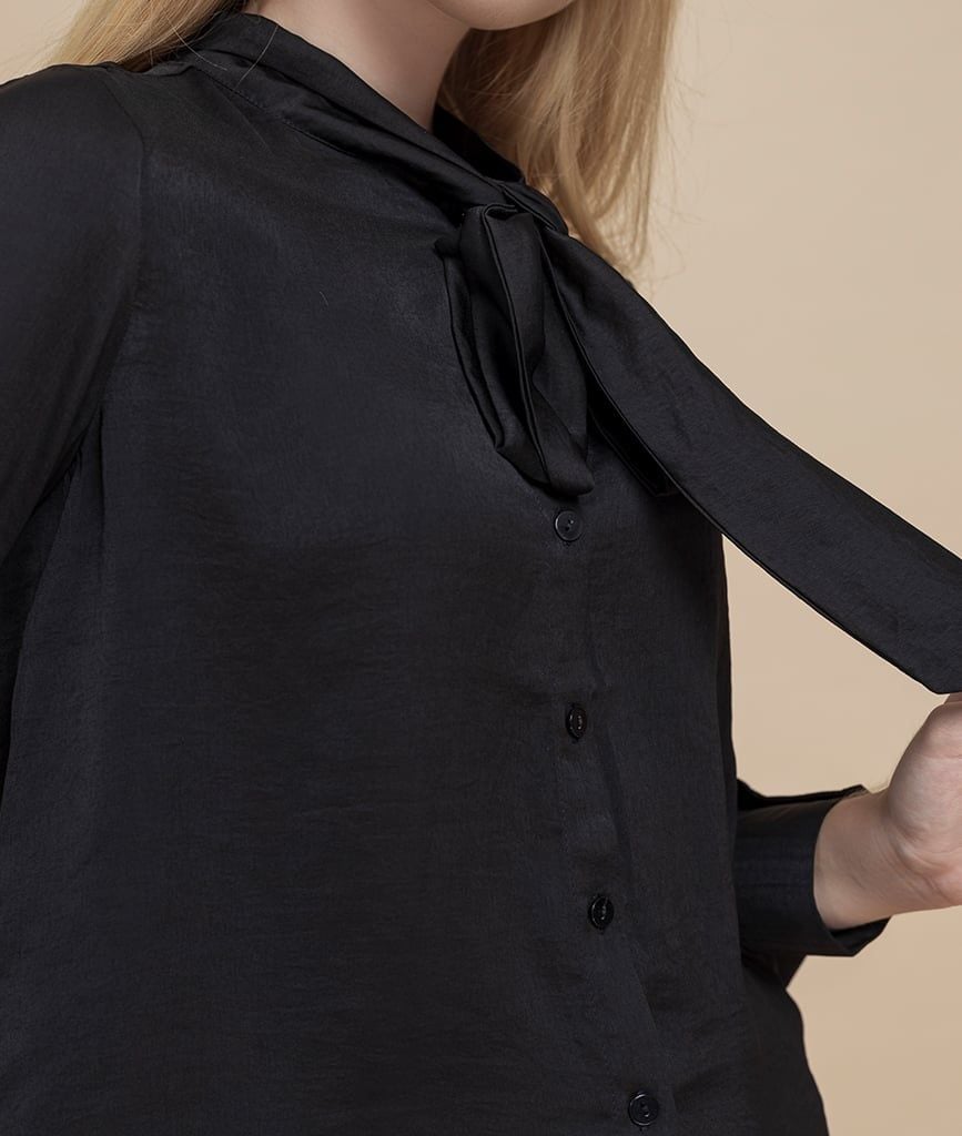  Áo sơ mi nữ  Bowi cổ tròn tay dài 