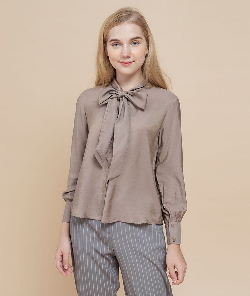  Áo sơ mi nữ  Bowi cổ tròn tay dài 