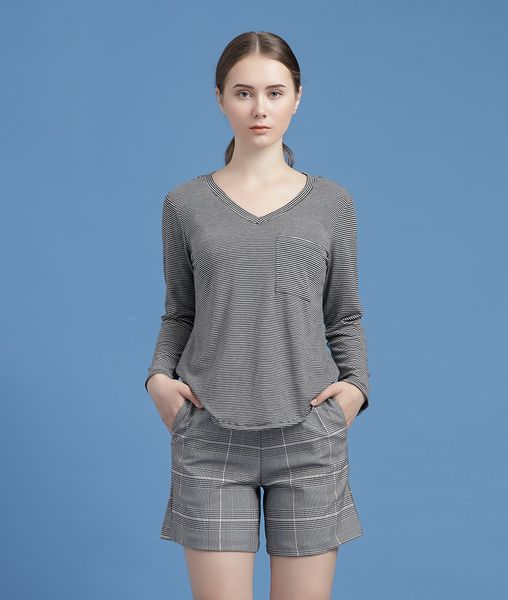 Áo thun tay dài nữ  Long cổ V