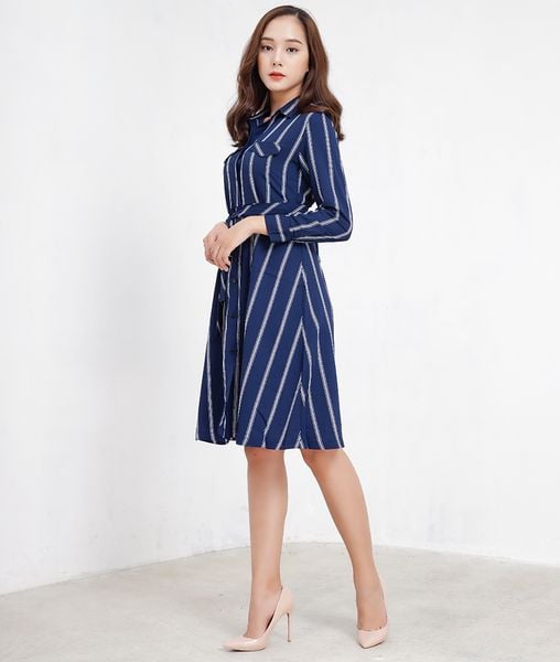 Đầm xòe cổ sơ mi tay ngắn phối viền eo thắt dây  Váy Đầm