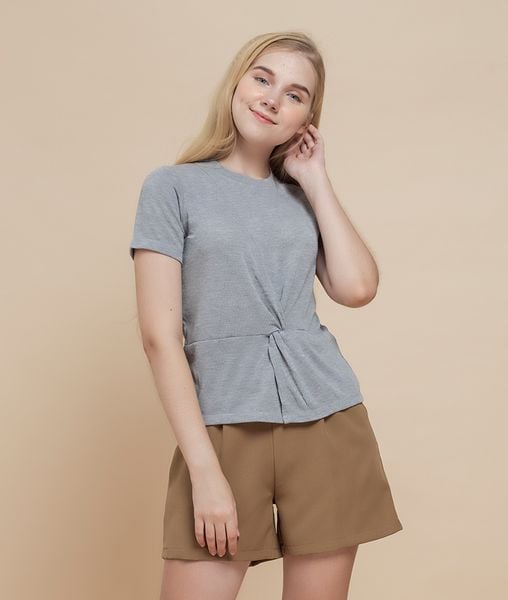 Áo thun kiểu nữ cổ tròn