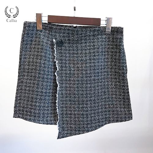 Quần váy đắp chéo đính nút Cina