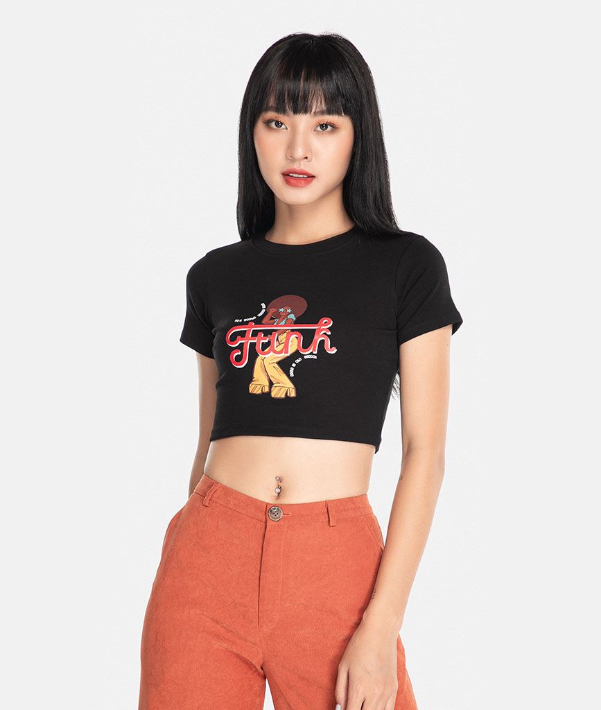 Áo thun ôm croptop in hình - Lỗi