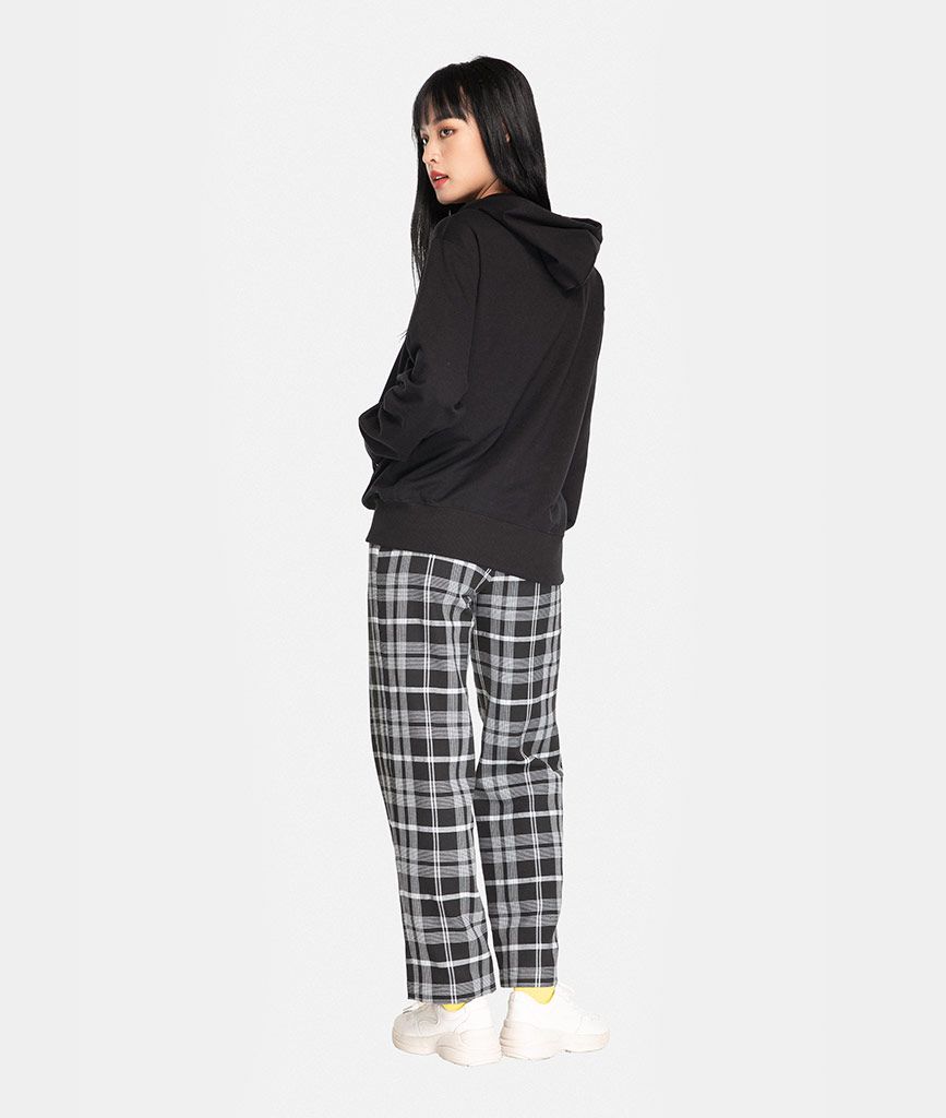 Áo hoodie oversize in chữ - Lỗi