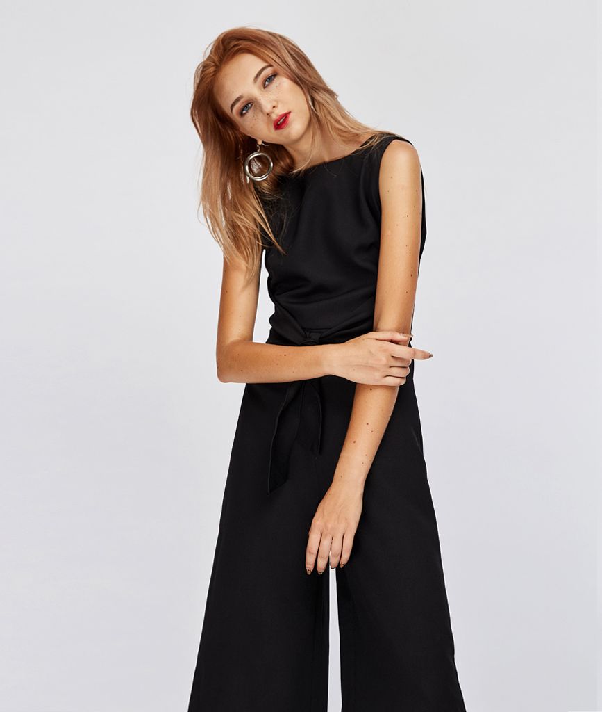 Jumpsuit Cột Dây Eo