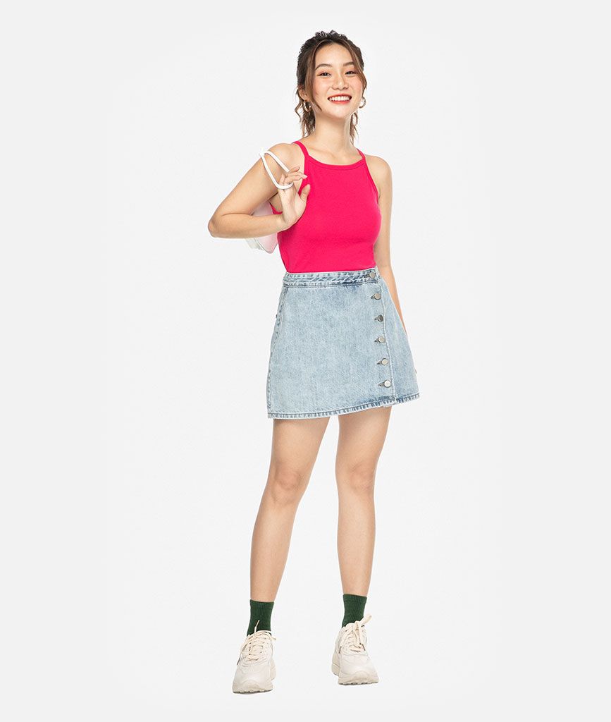 Áo thun croptop yếm - Lỗi