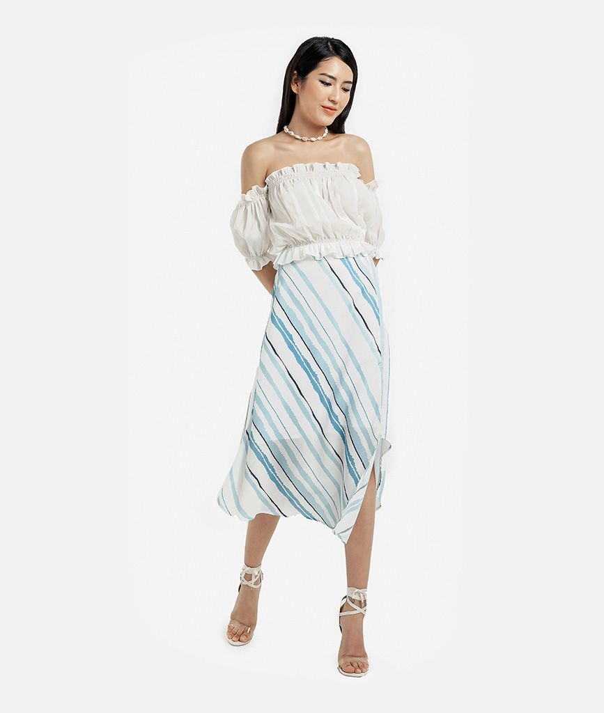 Áo off-shoulder tay phồng