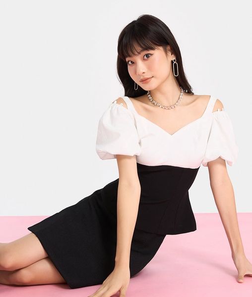  Áo kiểu peplum phối 2 màu 