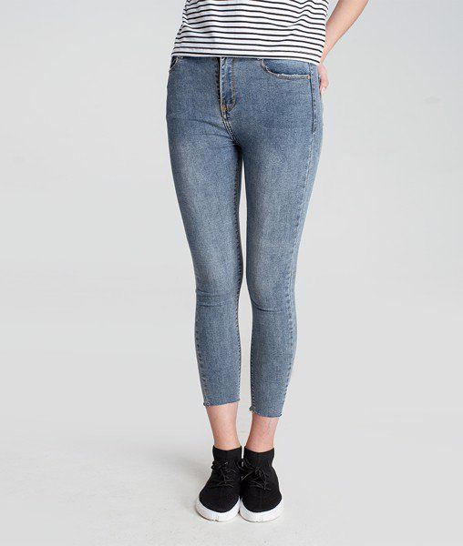 Quần Jean Skinny Lai Cắt