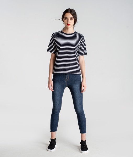 Quần Jean Skinny Lai Cắt