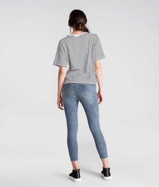 Quần Jean Skinny Lai Cắt