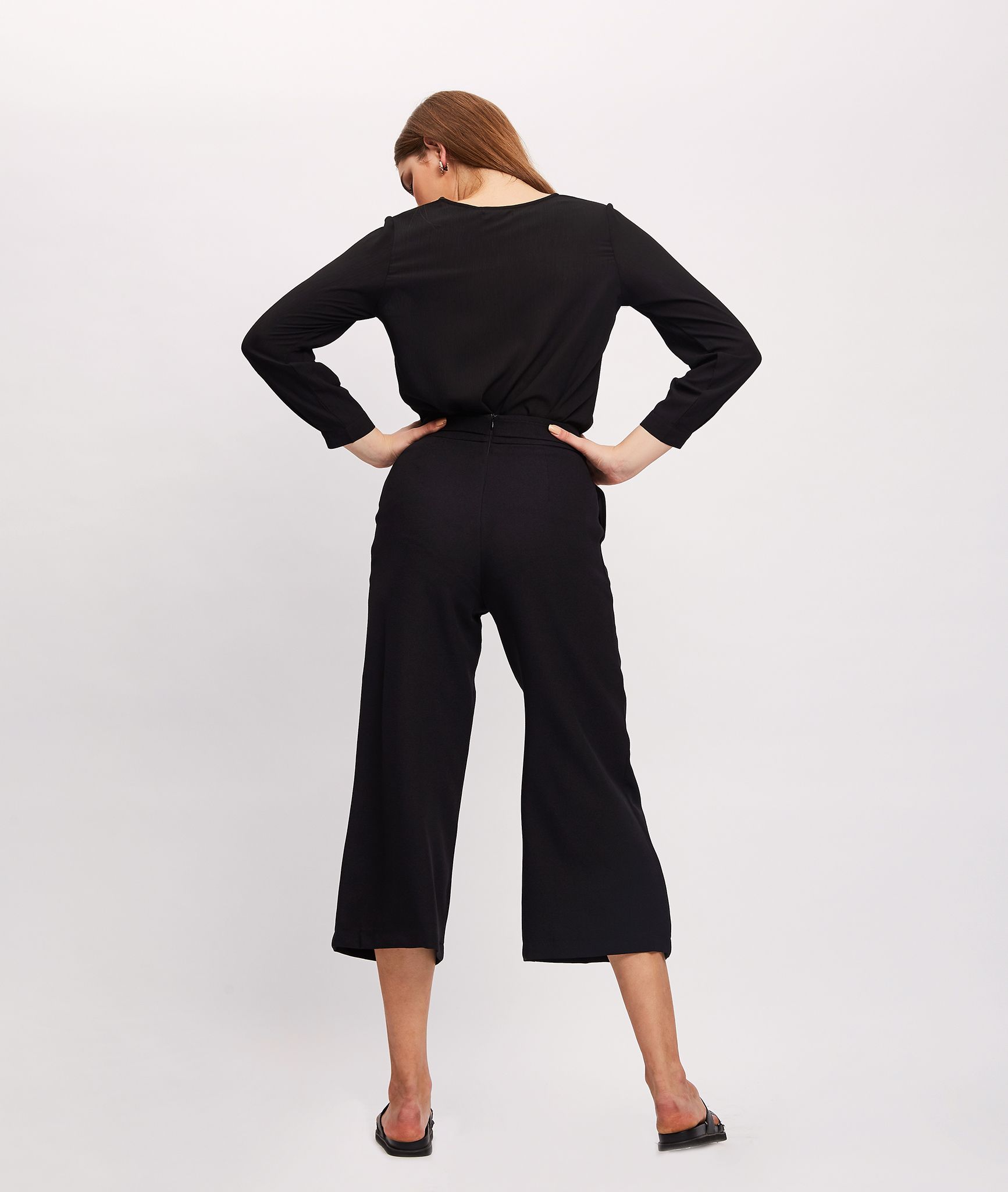 Quần Culottes Nút Vàng