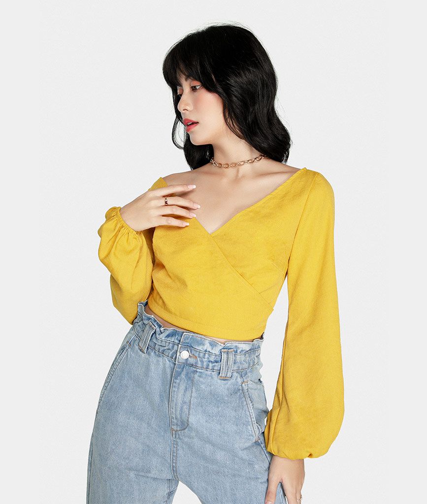 Áo croptop cổ tim vạt đắp - Lỗi