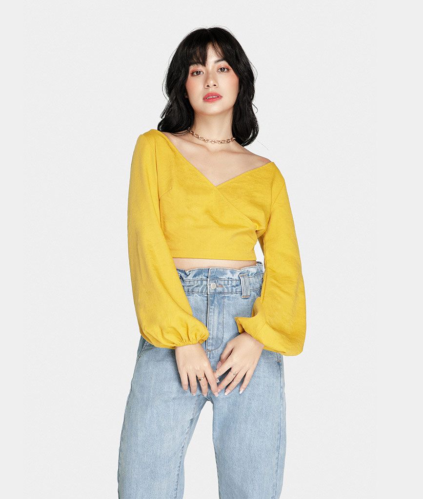 Áo croptop cổ tim vạt đắp - Lỗi