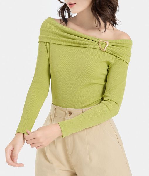  Áo thun gân offshoulder gắn khoen 