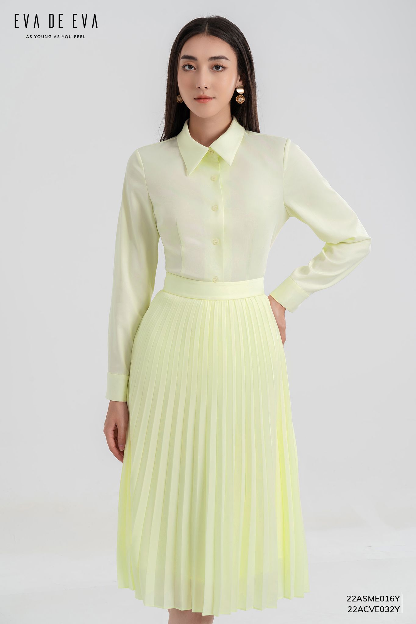 Chân váy midi xòe xếp ly màu đỏ CV0335  Thời trang công sở KK Fashion