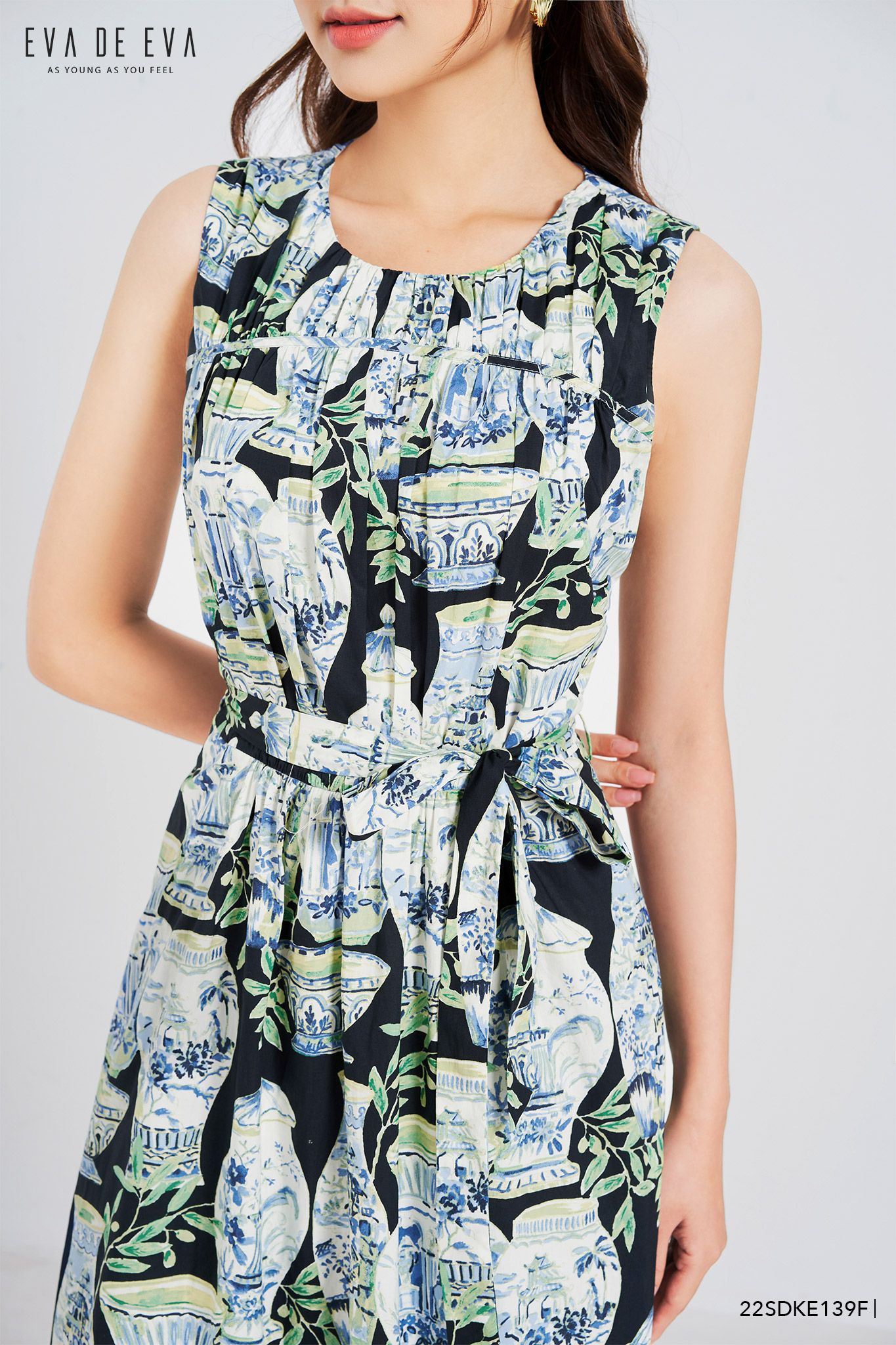  Đầm sát nách, Dáng thắt eo 22SDKE139F 