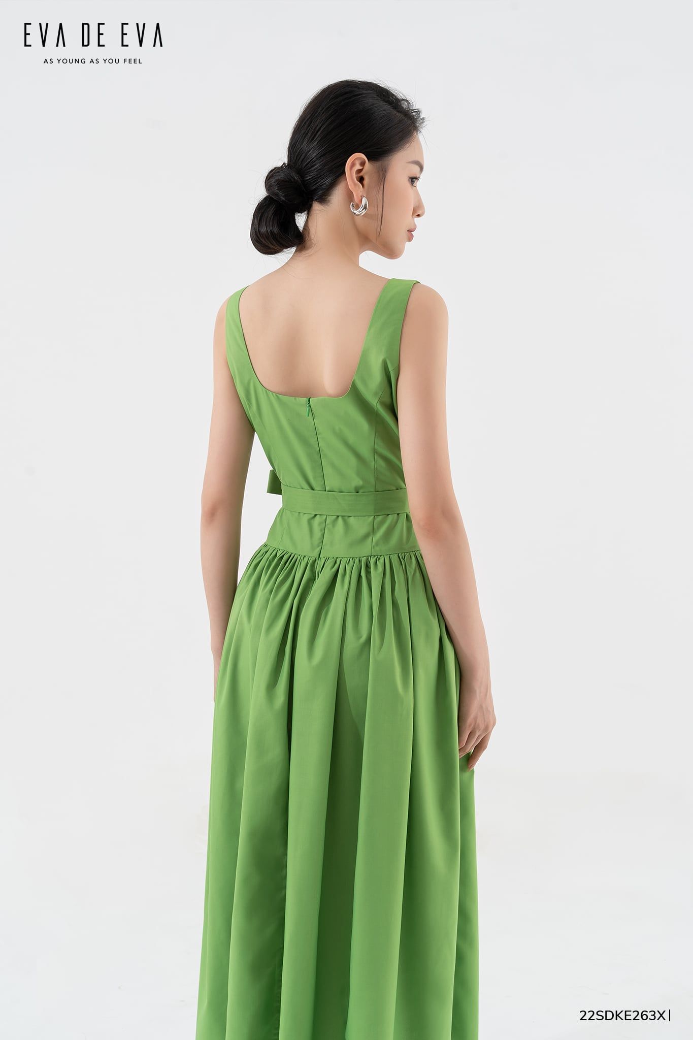  Đầm hai dây, Dáng thắt eo 22SDKE263X 