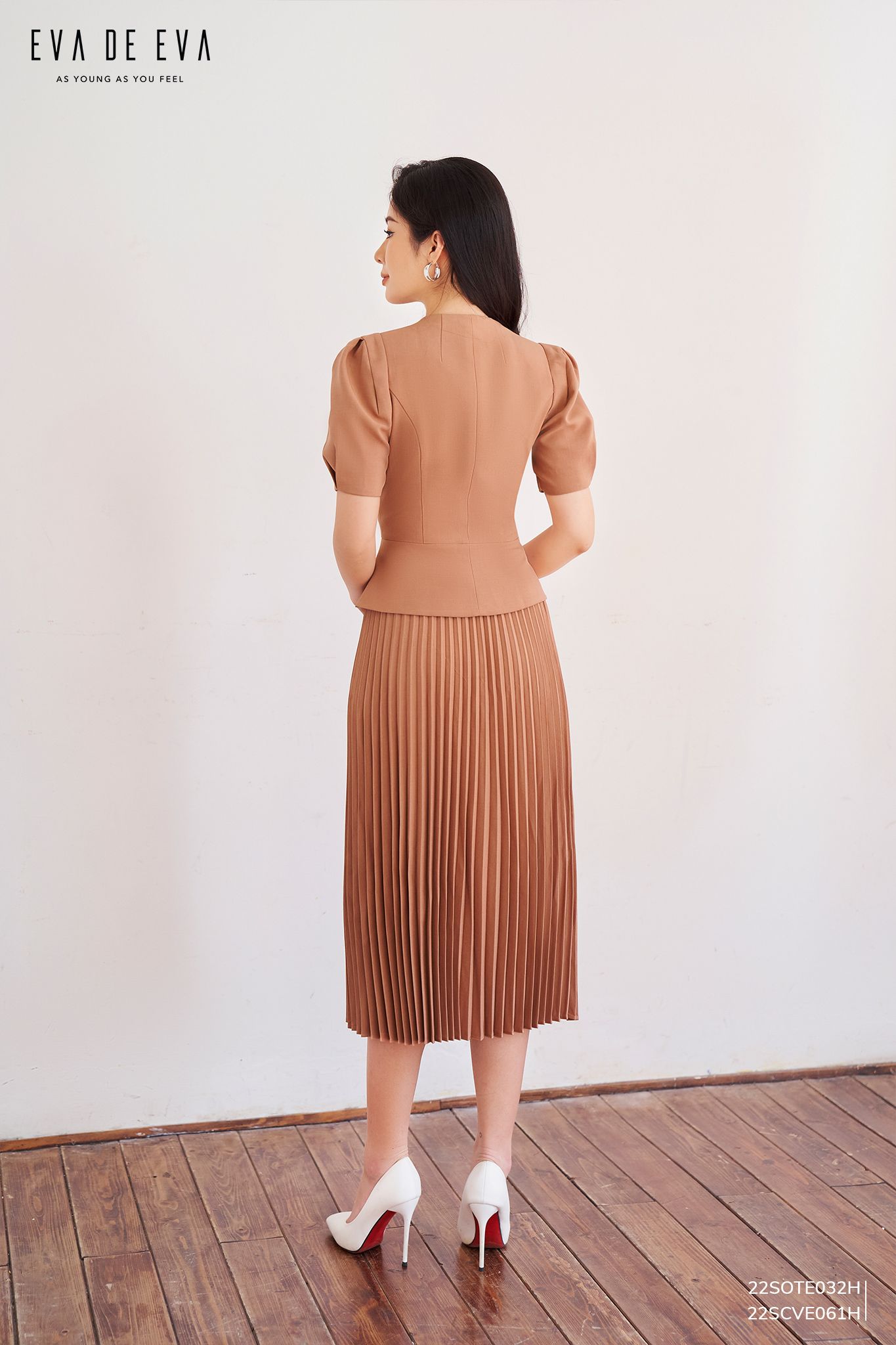  Chân váy Midi, Xếp ly 22SCVE061H 